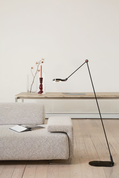 L'AMICA - LED aluminium floor lamp with swing arm by Martinelli Luce - view 3